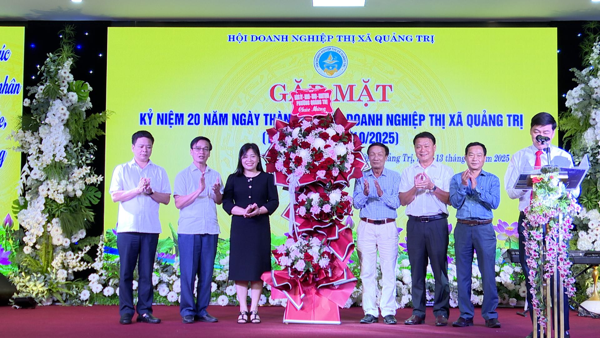 Hội doanh nghiệp thị xã Quảng Trị gặp mặt kỷ niệm ngày doanh nhân Việt Nam 13/10